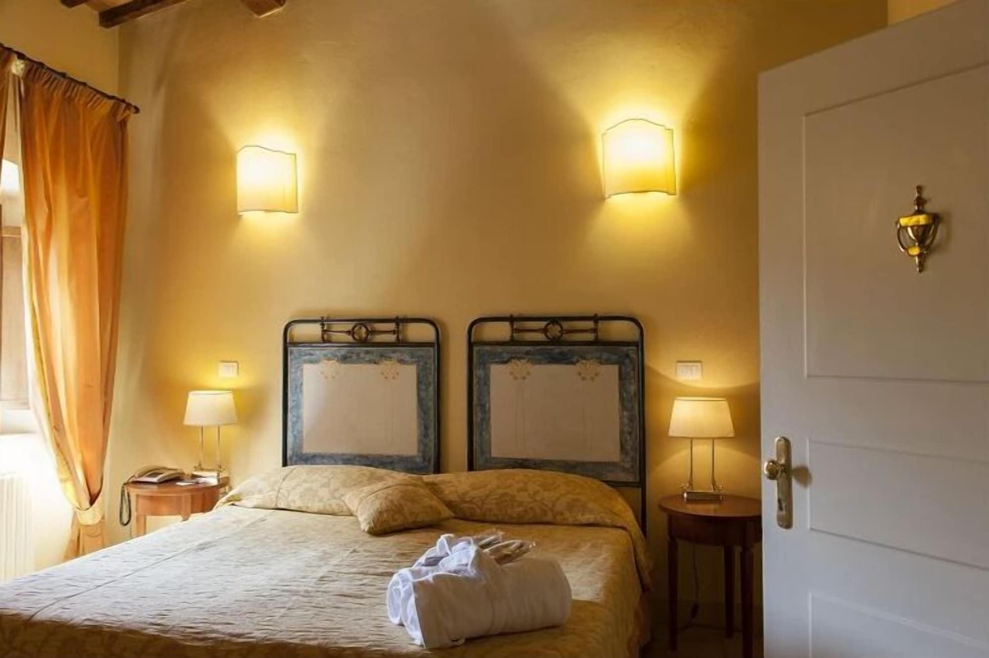 Palazzo Guiderocchi Hotel Ascoli Piceno Exterior foto