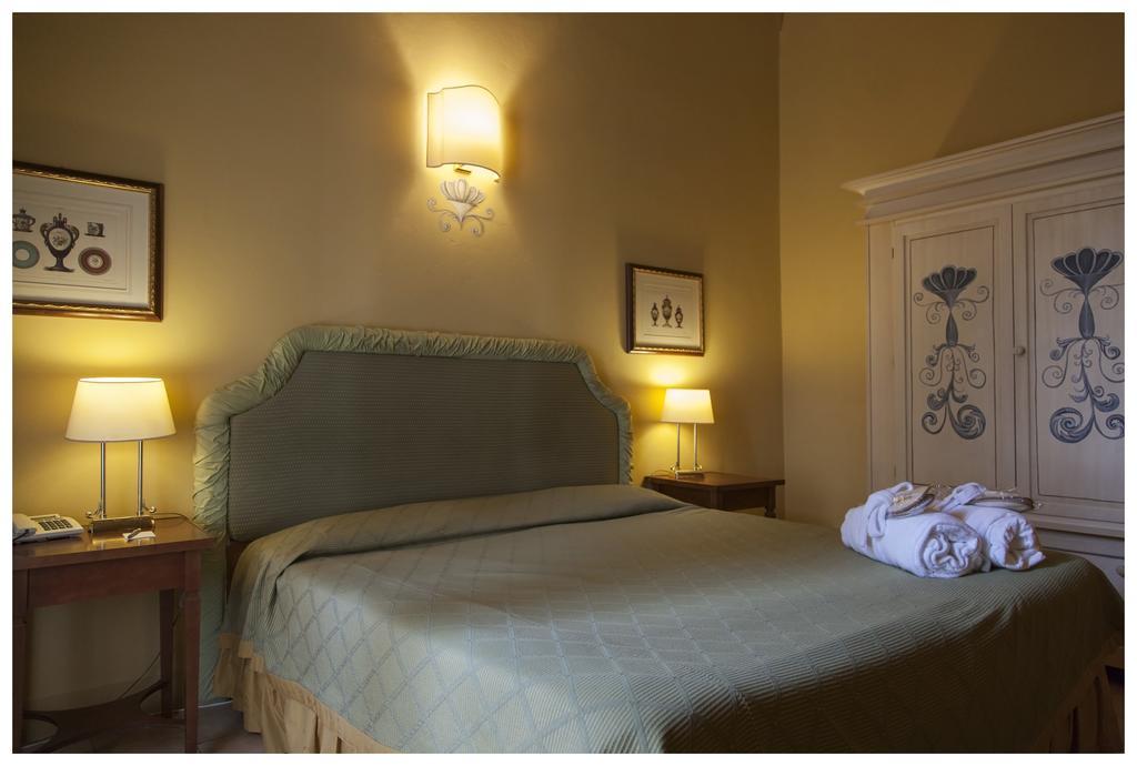 Palazzo Guiderocchi Hotel Ascoli Piceno Exterior foto