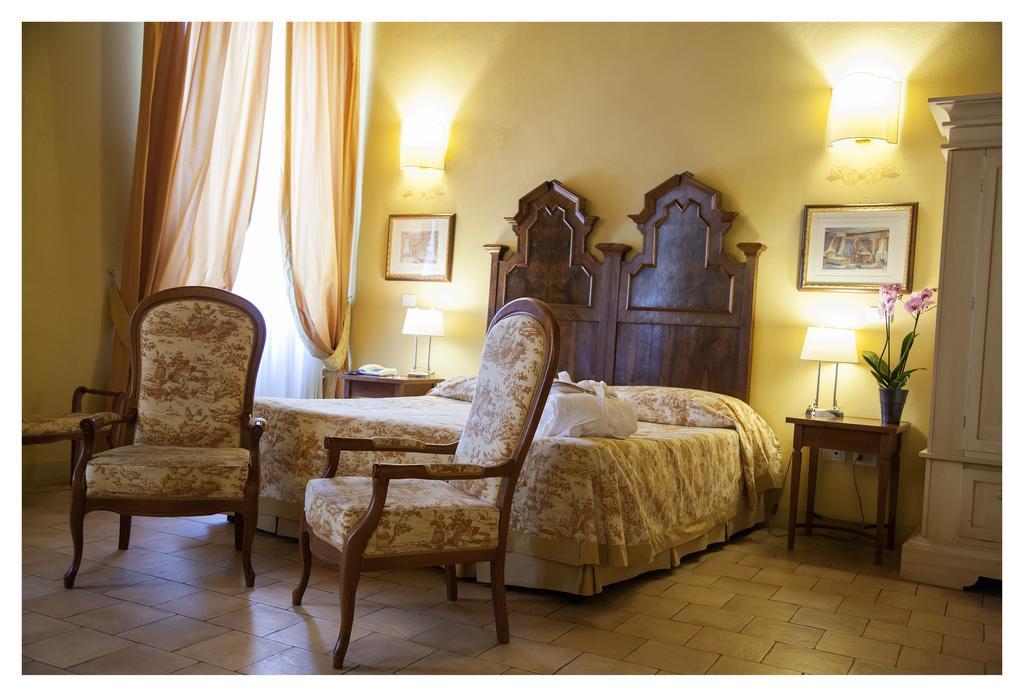 Palazzo Guiderocchi Hotel Ascoli Piceno Exterior foto
